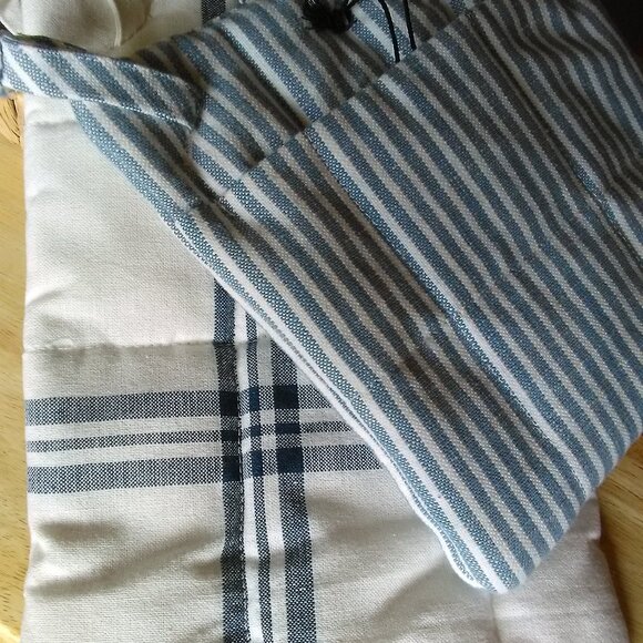 NWT HEARTH & HAND with Magnolia 2pc Plaid and Stripe Potholder Set - Picture 2 of 11